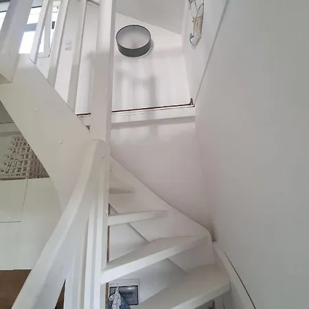 Biale Bedzinko Tylko 1800m Od Morza Sauna Goraca Balia 펜션