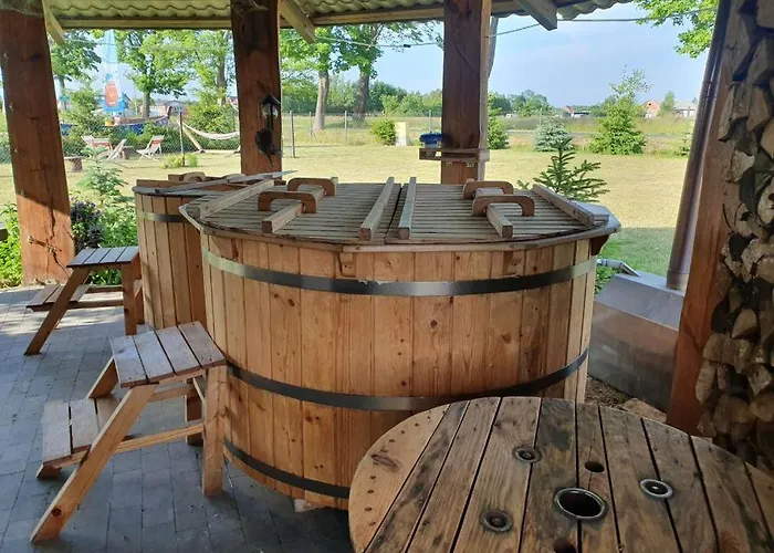 Biale Bedzinko Tylko 1800m Od Morza Sauna Goraca Balia Bedzino